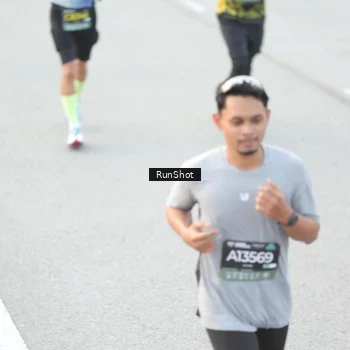 Runner Photo 6812573