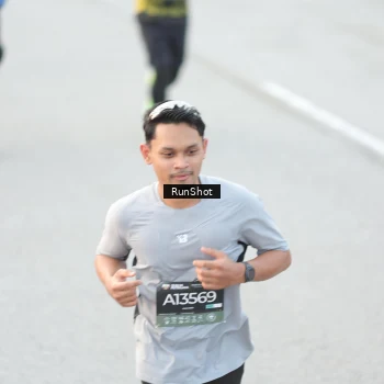 Runner Photo 6812591
