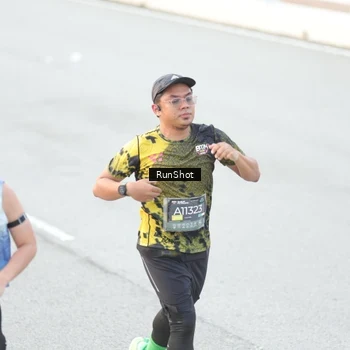Runner Photo 6812597