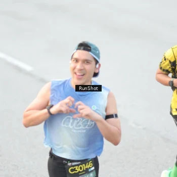 Runner Photo 6812610