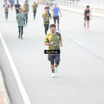 Runner Photo 6812620