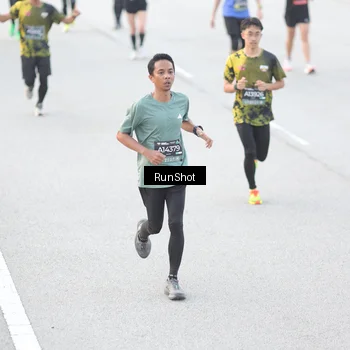 Runner Photo 6812644