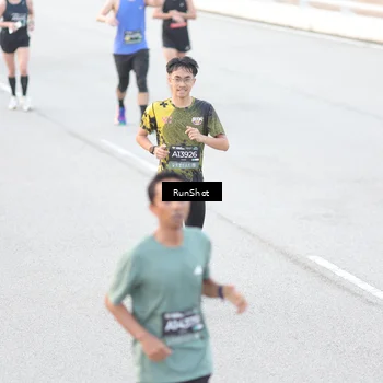 Runner Photo 6812654