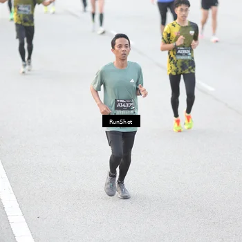 Runner Photo 6812657