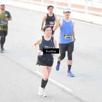 Runner Photo 6812700