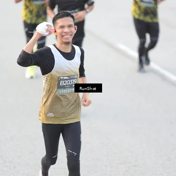 Runner Photo 6812719