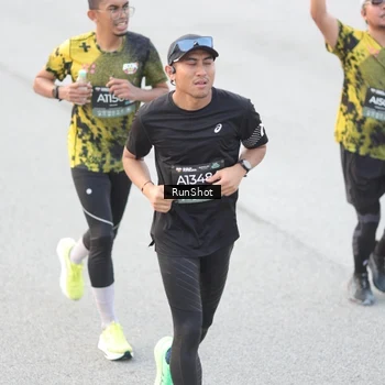 Runner Photo 6812735
