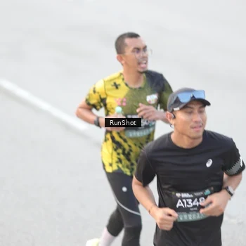 Runner Photo 6812744