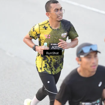 Runner Photo 6812753