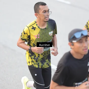 Runner Photo 6812755