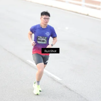 Runner Photo 6812759