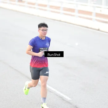 Runner Photo 6812761