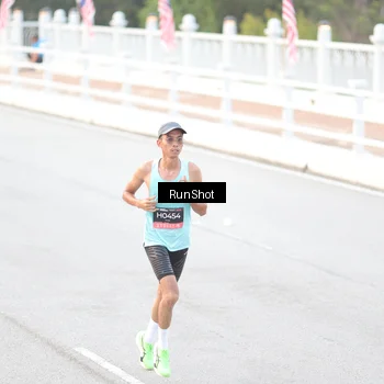 Runner Photo 6812772