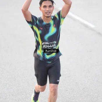 Runner Photo 6812811