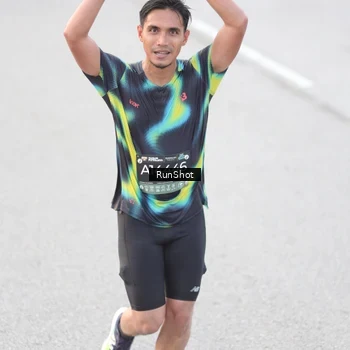 Runner Photo 6812814
