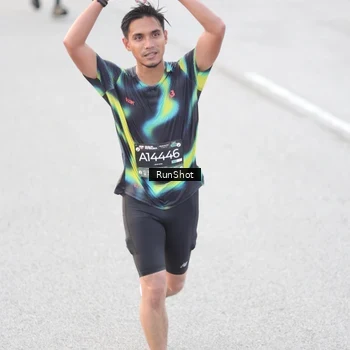 Runner Photo 6812815