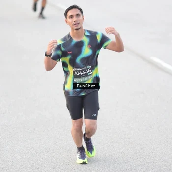 Runner Photo 6812818