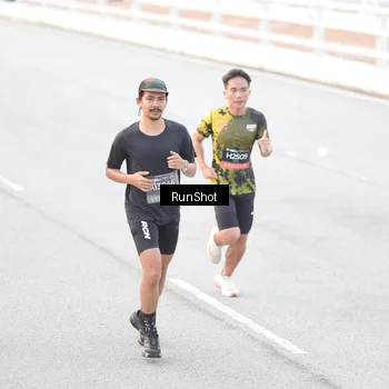 Runner Photo 6812850