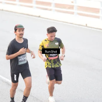 Runner Photo 6812861