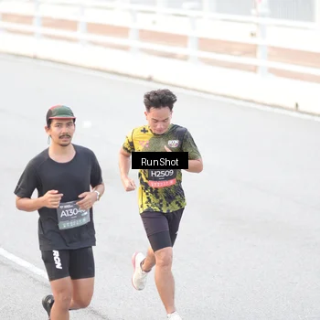Runner Photo 6812863