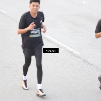 Runner Photo 6812866