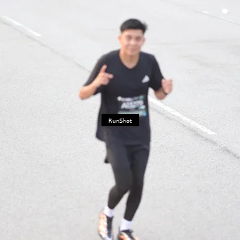 Runner Photo 6812873