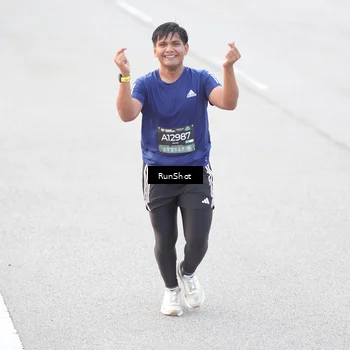 Runner Photo 6812891