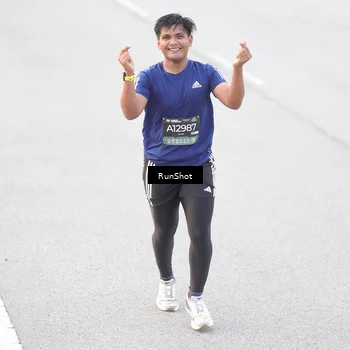 Runner Photo 6812895