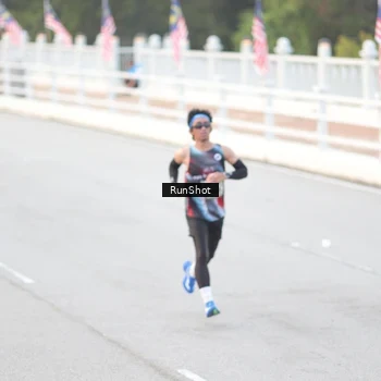 Runner Photo 6812911
