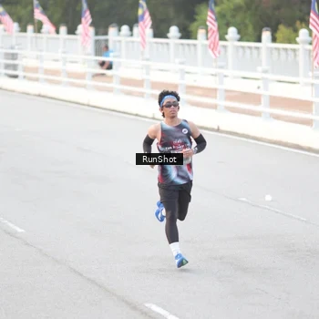 Runner Photo 6812912
