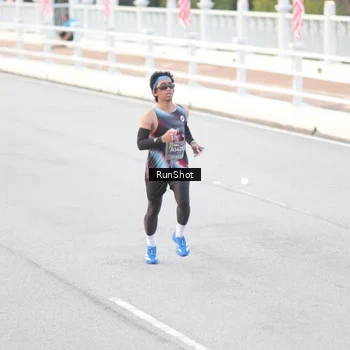 Runner Photo 6812916