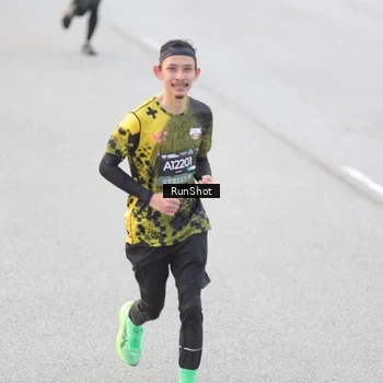 Runner Photo 6812925
