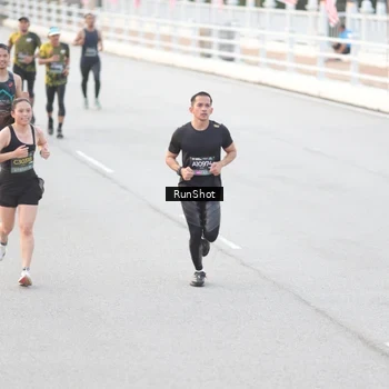 Runner Photo 6812939