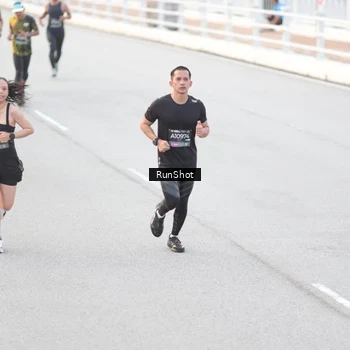 Runner Photo 6812949