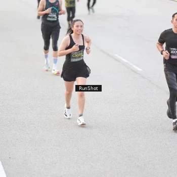 Runner Photo 6812957
