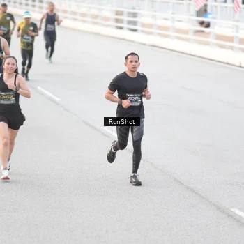 Runner Photo 6812958
