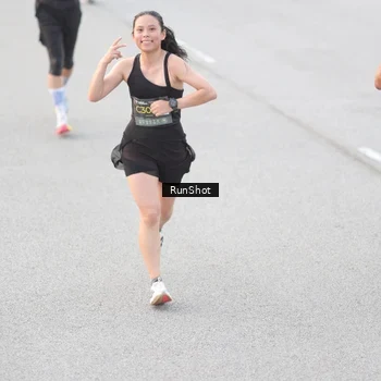 Runner Photo 6812975