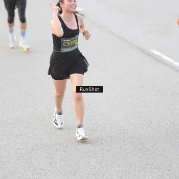 Runner Photo 6812980