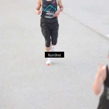 Runner Photo 6812997