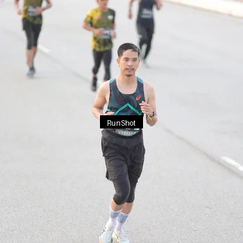 Runner Photo 6813000