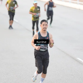 Runner Photo 6813001