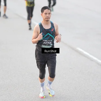 Runner Photo 6813005