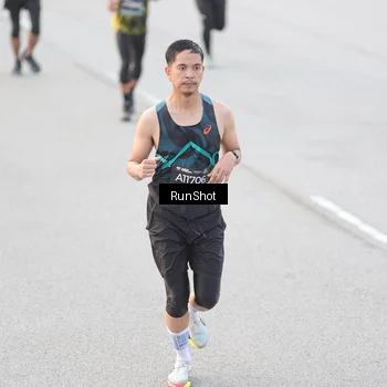 Runner Photo 6813007