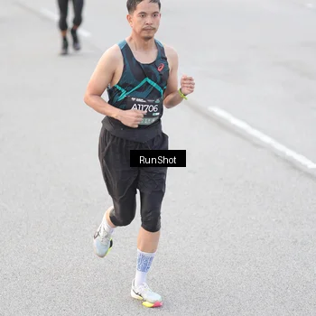 Runner Photo 6813010
