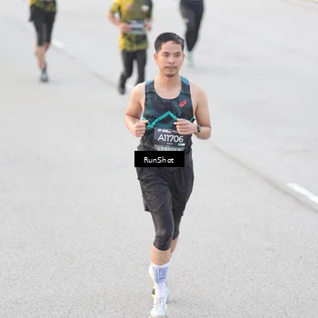 Runner Photo 6813023