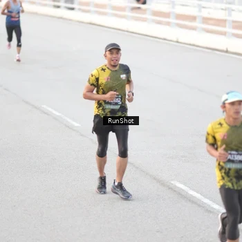 Runner Photo 6813041