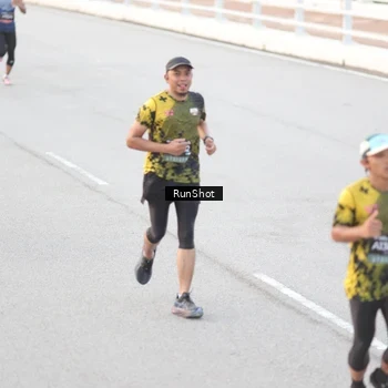 Runner Photo 6813043