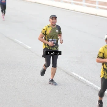 Runner Photo 6813045