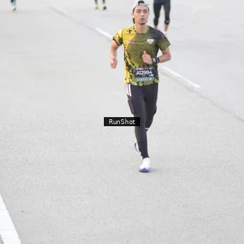 Runner Photo 6813057