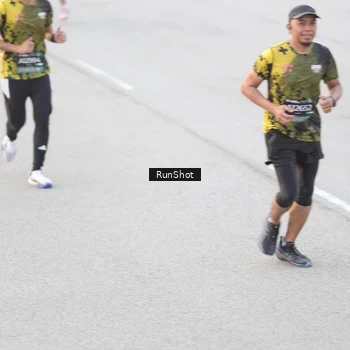 Runner Photo 6813058